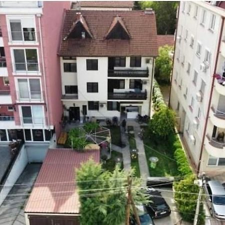 Nordic Hostel N-Box Skopje Exterior foto