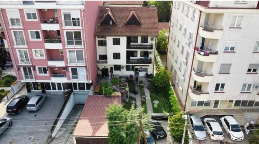 Nordic Hostel N-Box Skopje Exterior foto